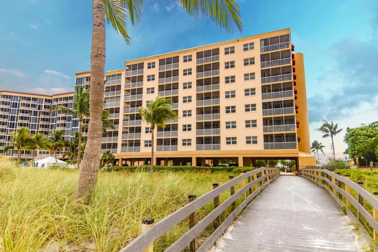 Estero Island Beach Villas 204 フォートマイヤーズビーチ エクステリア 写真