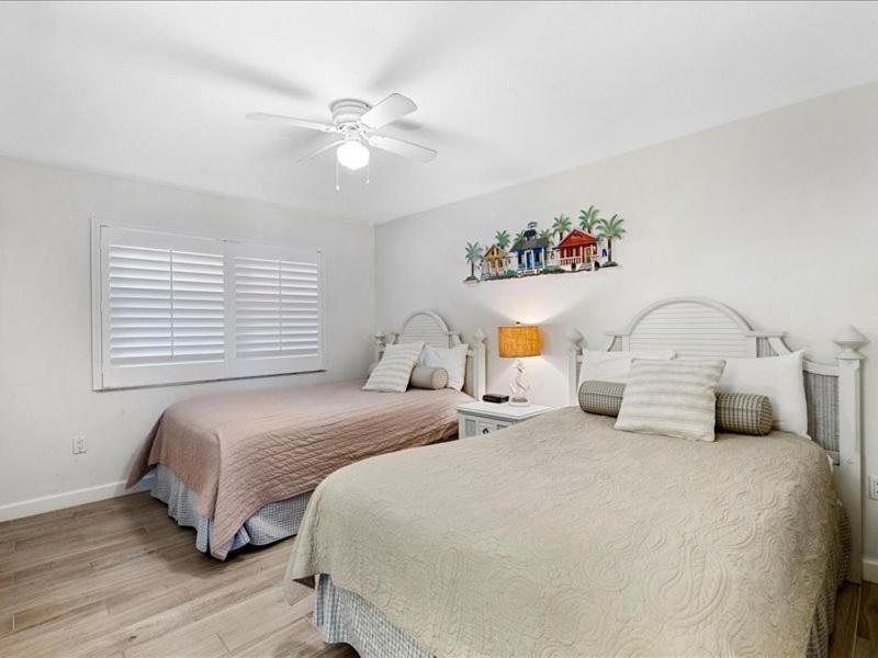 Estero Island Beach Villas 204 フォートマイヤーズビーチ エクステリア 写真