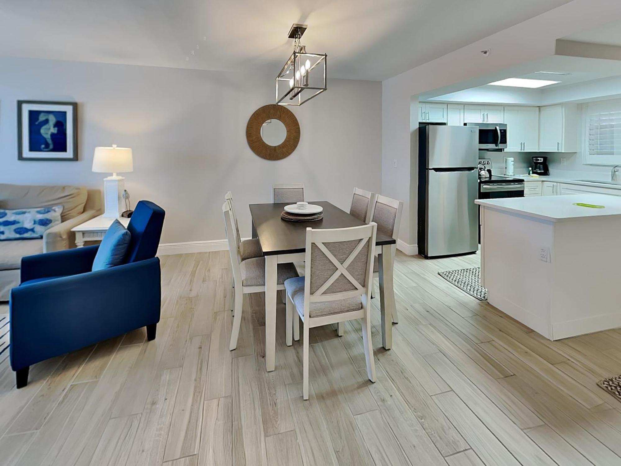 Estero Island Beach Villas 204 フォートマイヤーズビーチ エクステリア 写真
